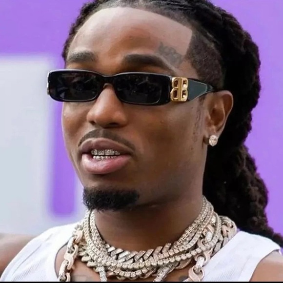 Balenciaga style Sunglasses 🕶 & earrings set - Picture 3 of 7